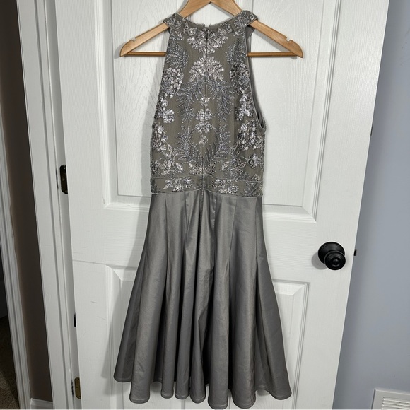 Tadashi Shoji knee length dress, silver, heavily embellished on top, sz 4 - Picture 6 of 13